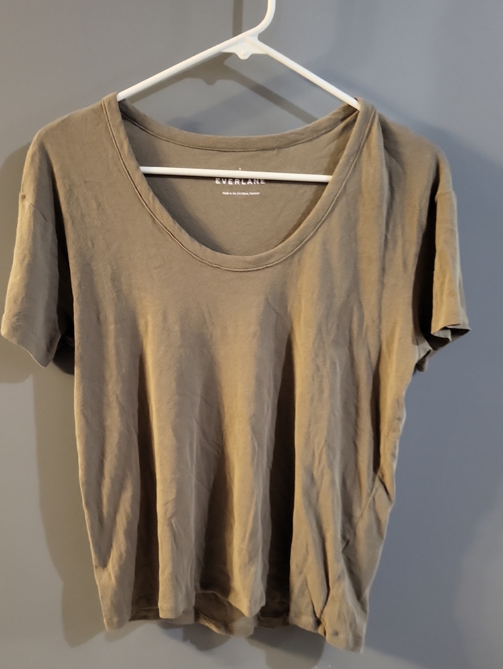 Everlane Scoop Neck Tee